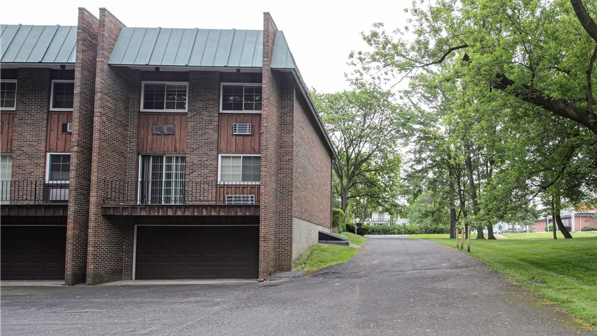 Property at 1215-29 James Street, Syracuse, NY 13203 5