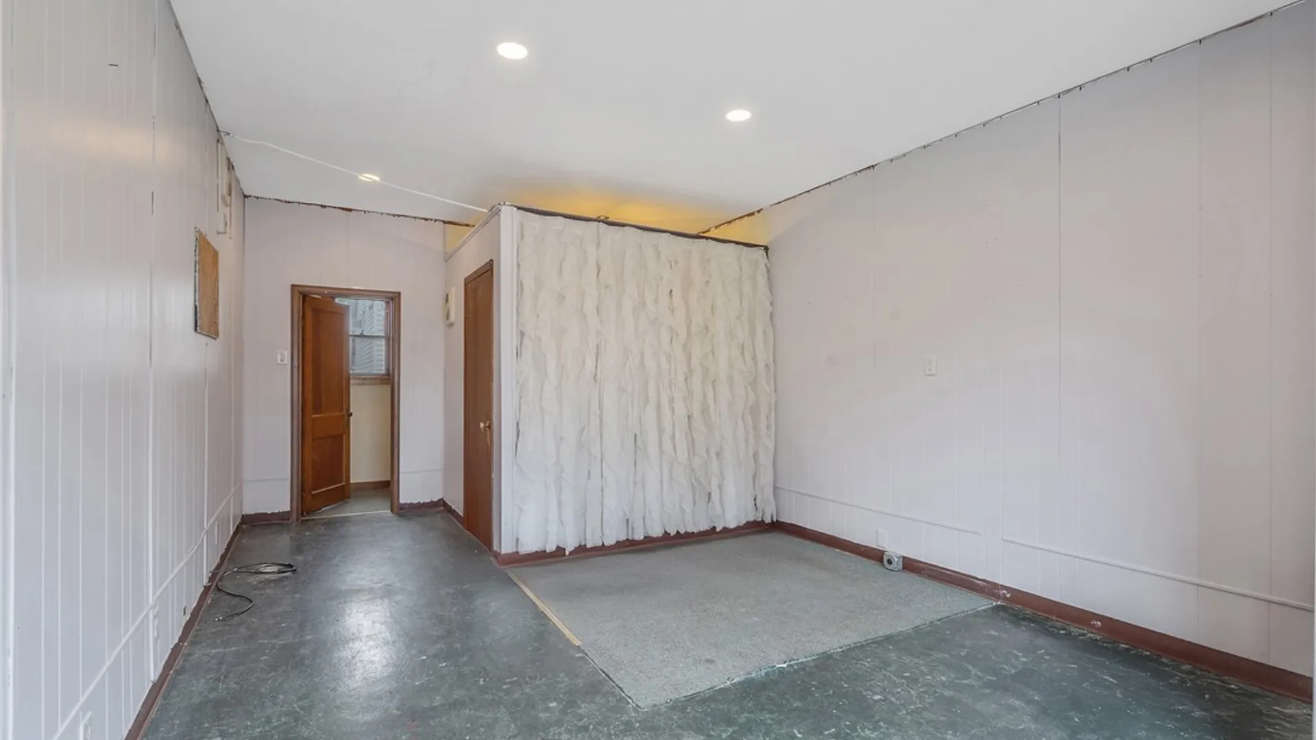 Property at 174 1/2 7th Street, Oswego, NY 13126 8