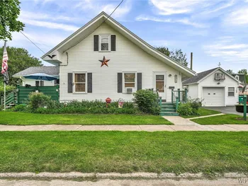 Property at 11 Oatka Street, Warsaw, NY 14569