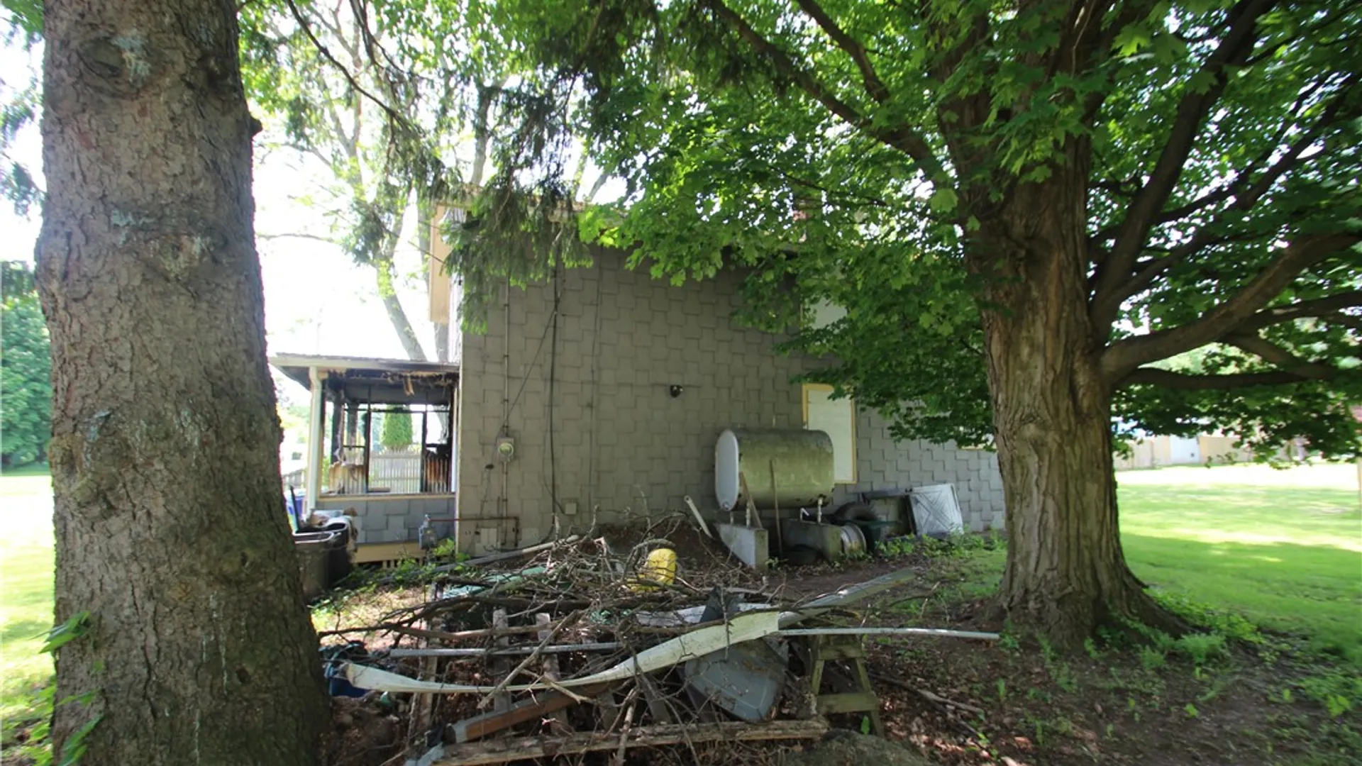 Property at 136 Knapp Street, Albion, NY 14411 15