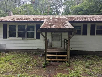 Property at 1686 State Route 69, Parish, NY 13131