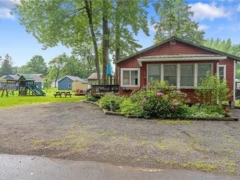 412 21st Avenue, Vienna, NY 13308