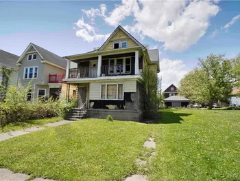 Property at 424 13th Street, Niagara Falls, NY 14303