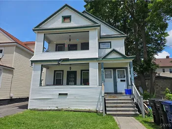 Property at 283 Genesee Park Drive, Syracuse, NY 13224