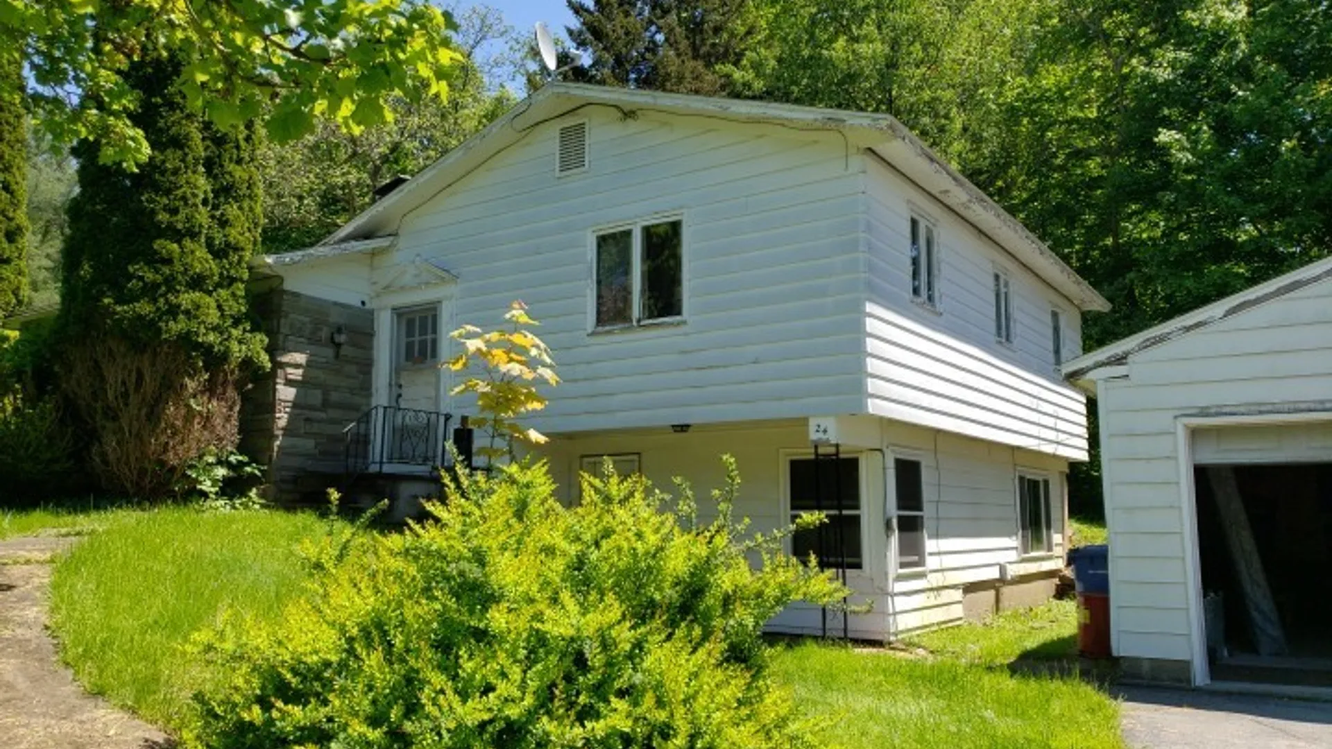 Property at 24 Loomis Terrace, Schroeppel, NY 13135 2