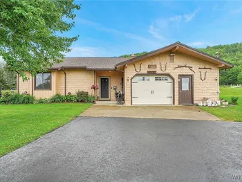 Property at 6557 Boberg Road, Ashford, NY 14171