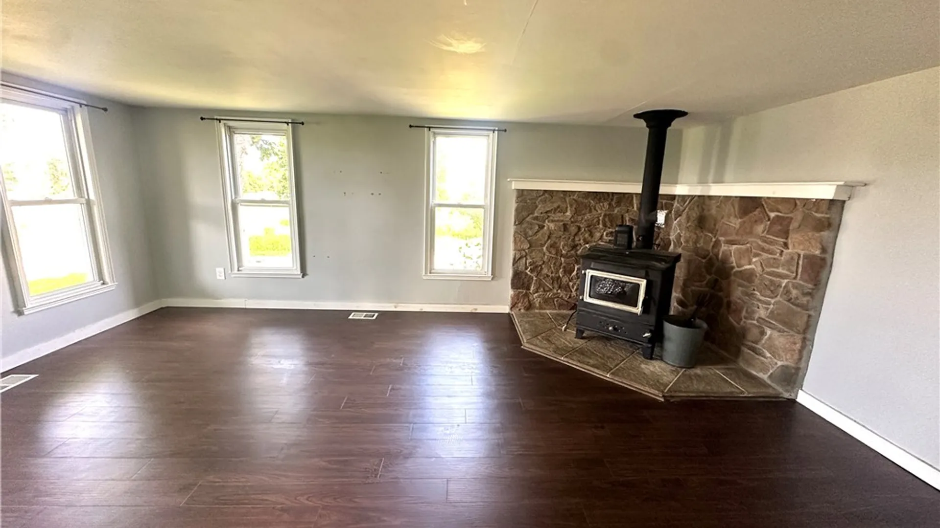 Property at 14918 Lakeshore Road, Carlton, NY 14477 7
