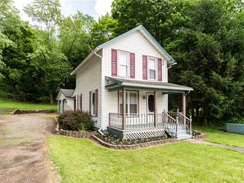 Property at 298 N Main St Street, Warsaw, NY 14569