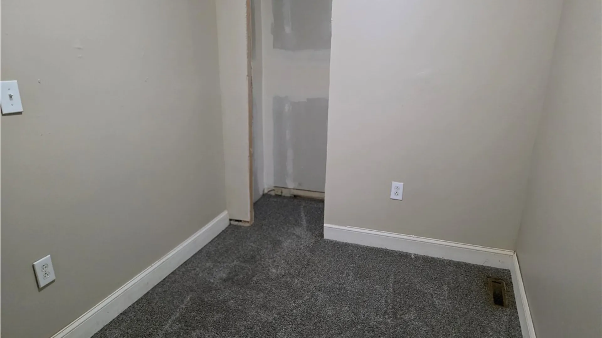 Property at 1026 Hess Lane, Utica, NY 13502 9