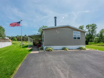 Property at 900 Cobblestone Court, Clarendon, NY 14470