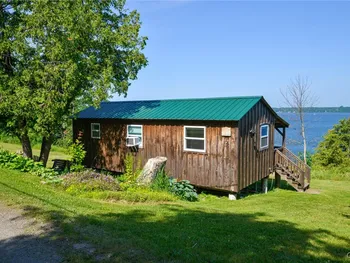 Property at 28 Daniels Lane, Hammond, NY 13646