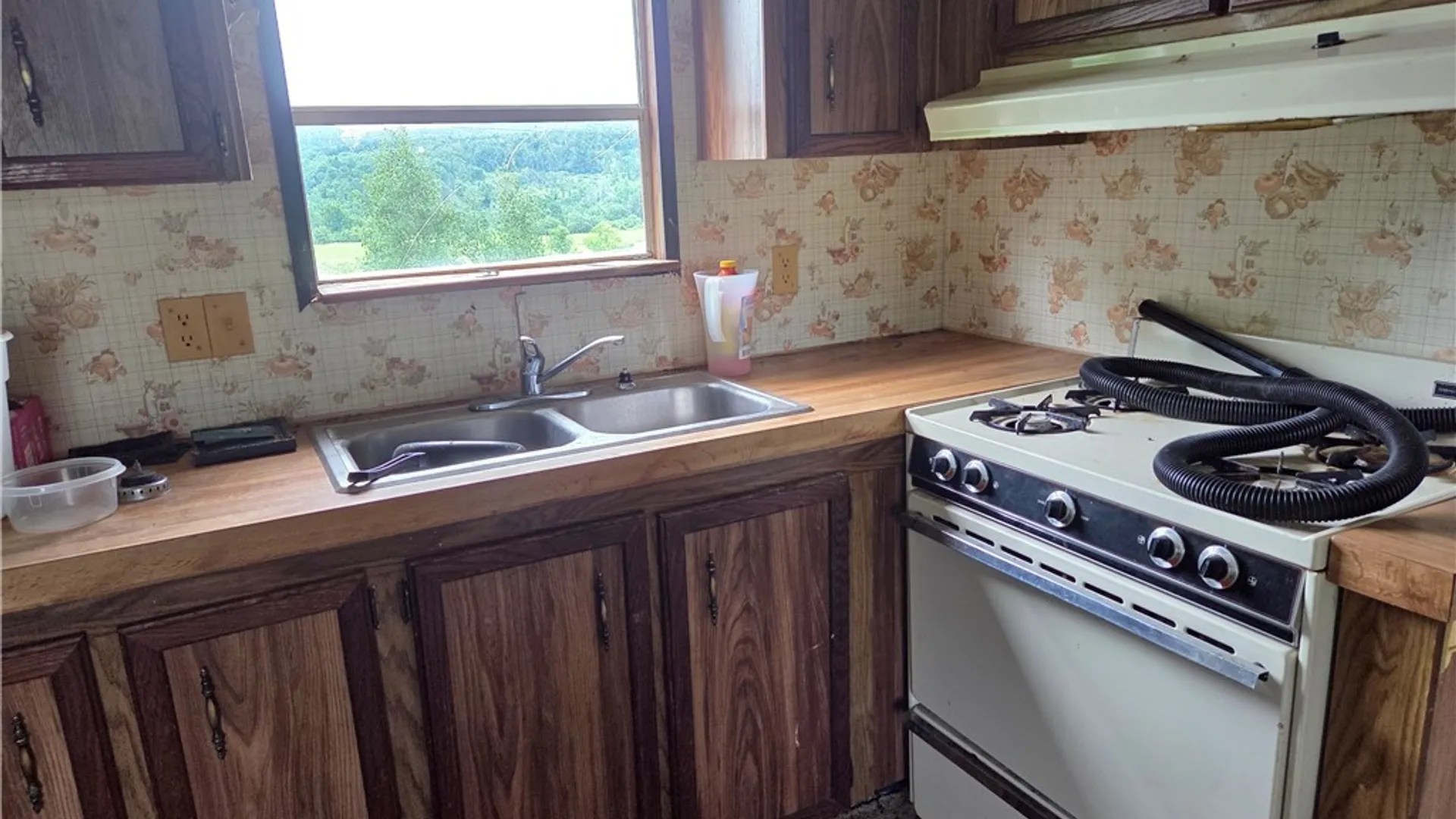 Property at 548 Hardys Corners Road, Farmersville, NY 14060 6