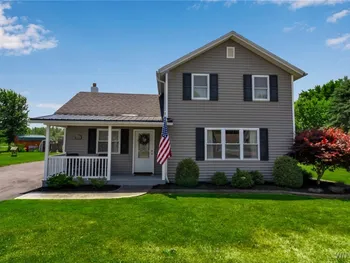 Property at 9272 Griswold Street, Royalton, NY 14001