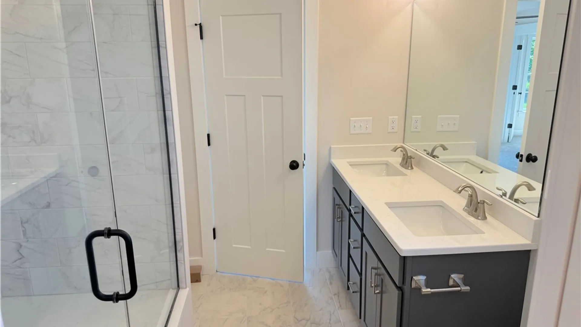 Property at 8546 Angus Path, Cicero, NY 13039 43