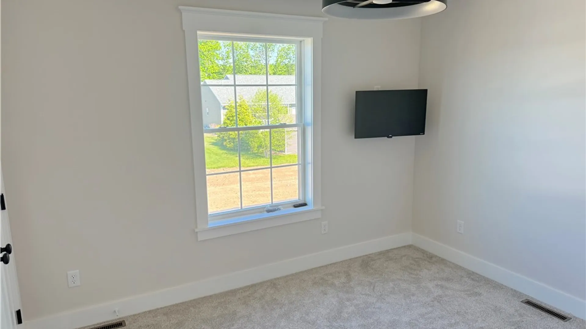 Property at 8546 Angus Path, Cicero, NY 13039 47