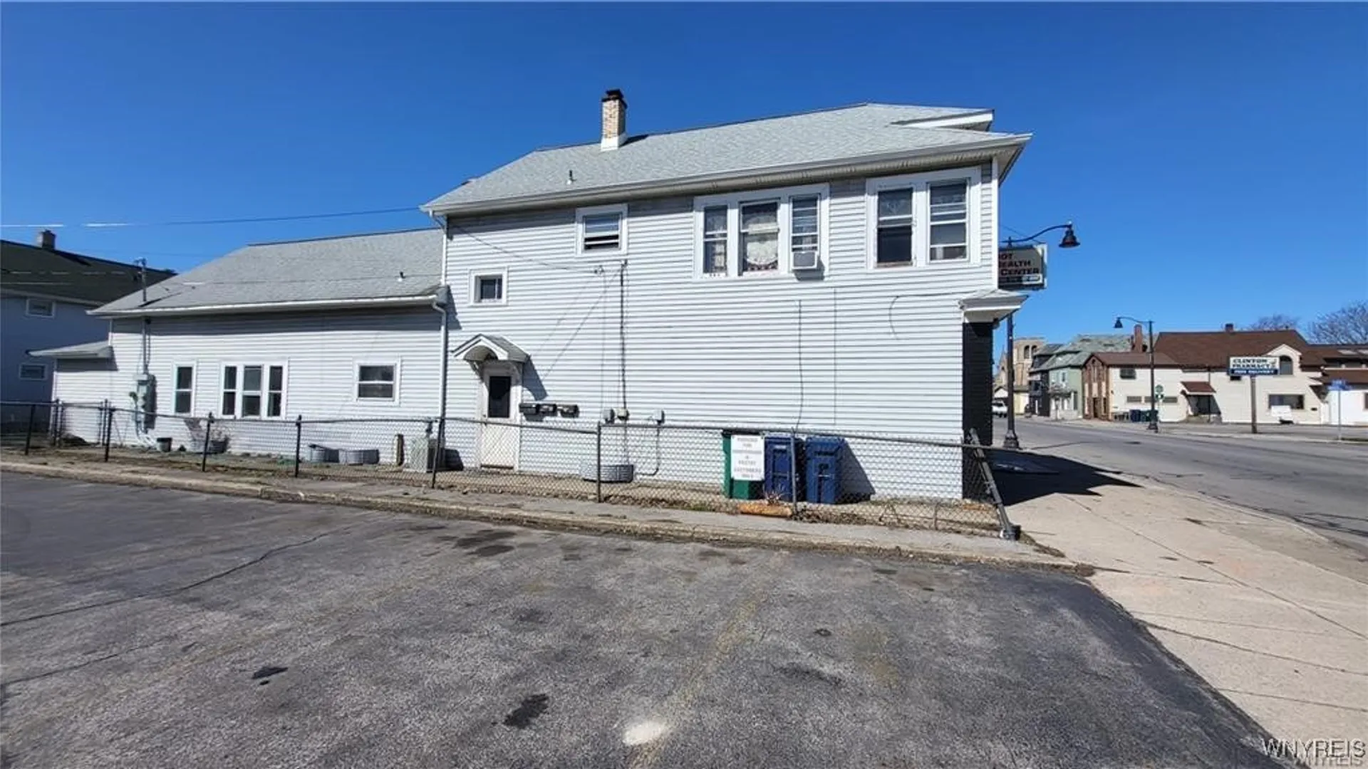 Property at 2047 Clinton Street, Buffalo, NY 14206 3