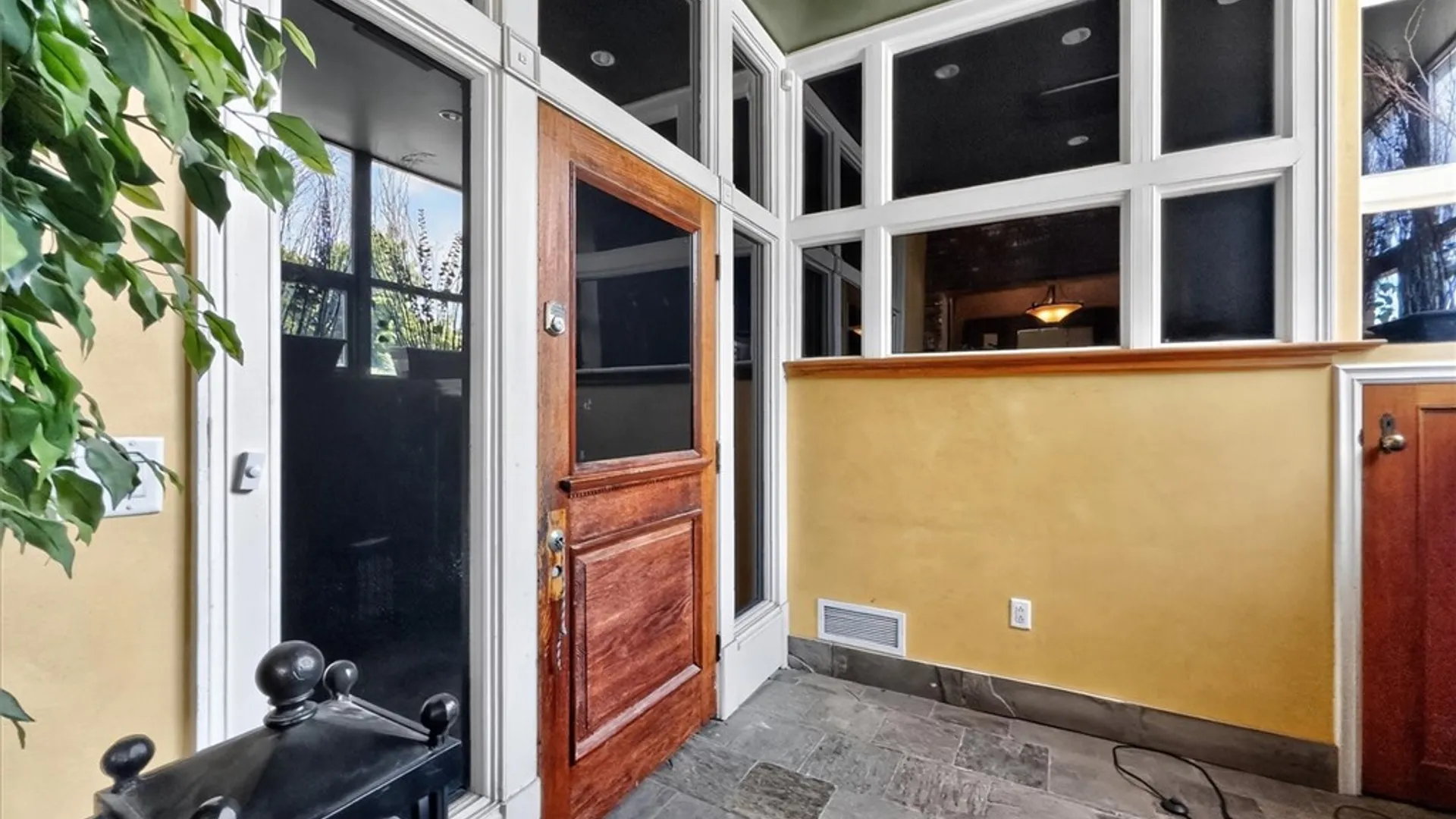 Property at 263 Central Ave Avenue, Rochester, NY 14605 8