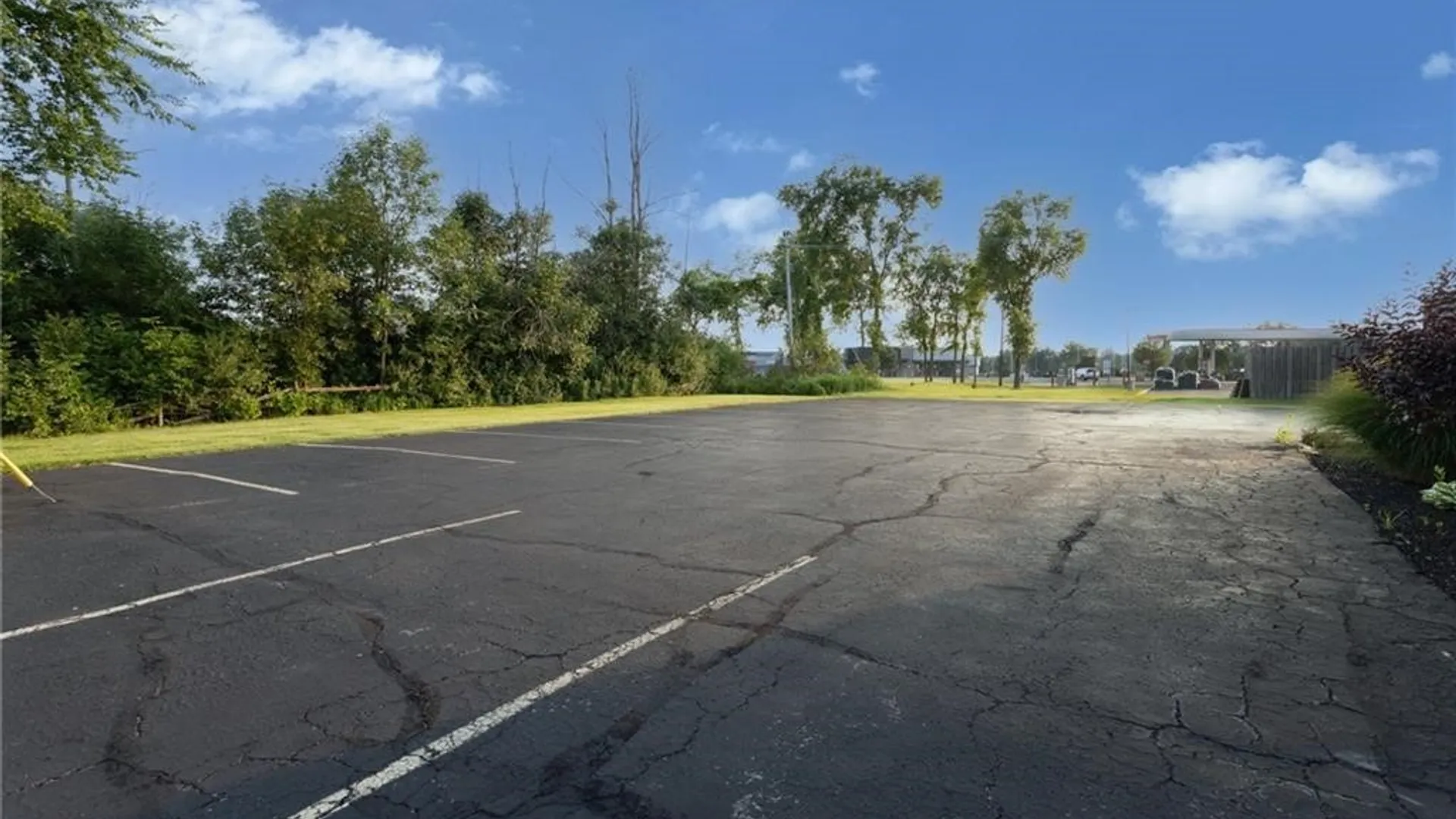 Property at 1870 Whitehaven Road, Grand Island, NY 14072 5
