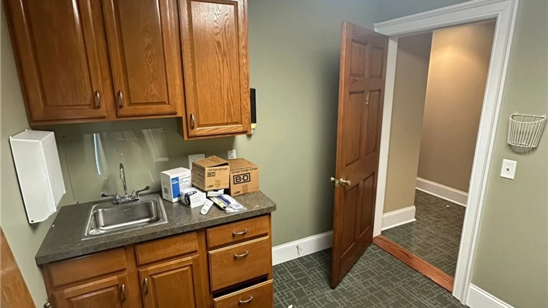 Property at 3911 Main Street, Amherst, NY 14226 11