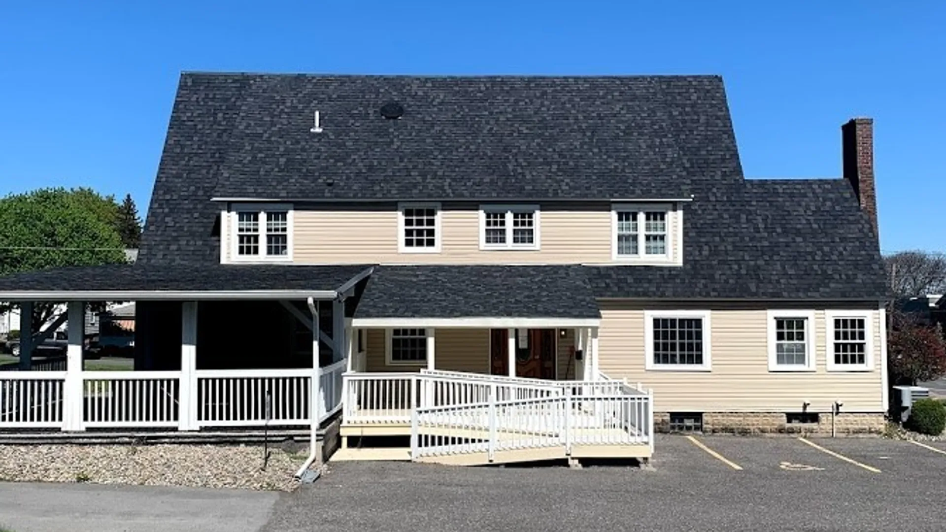 Property at 99 Yorkshire Boulevard, Camillus, NY 13219 11