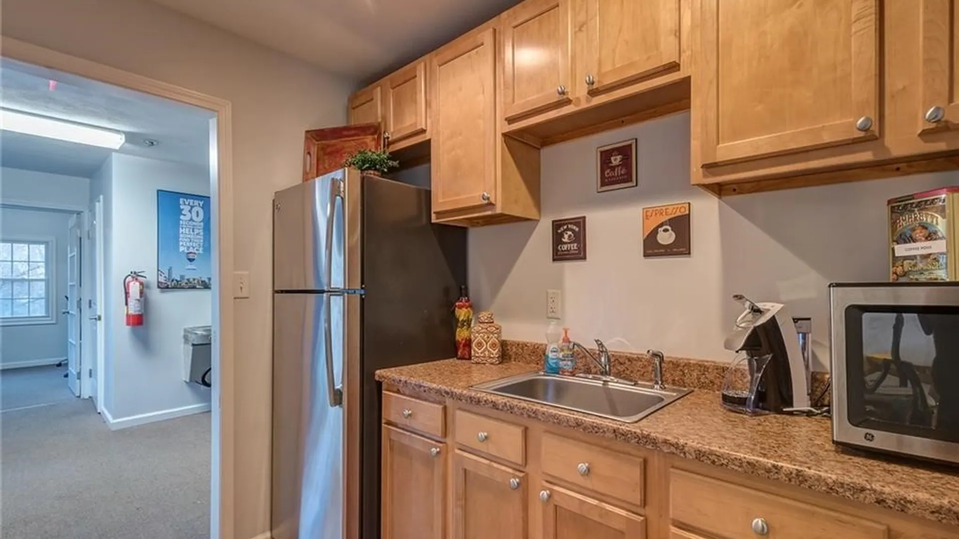 Property at 99 Yorkshire Boulevard, Camillus, NY 13219 9