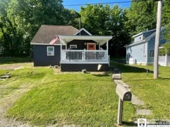 Property at 3 Mapleview Avenue, Busti, NY 14750