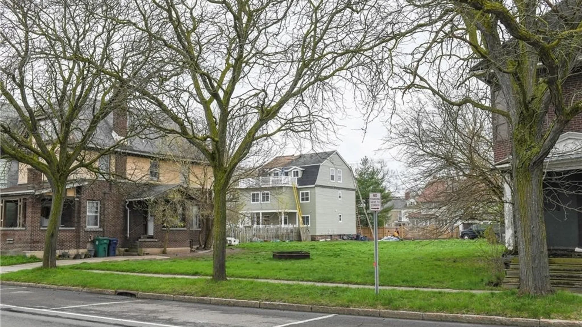 Property at 609 Rainbow Boulevard, Niagara Falls, NY 14303 2