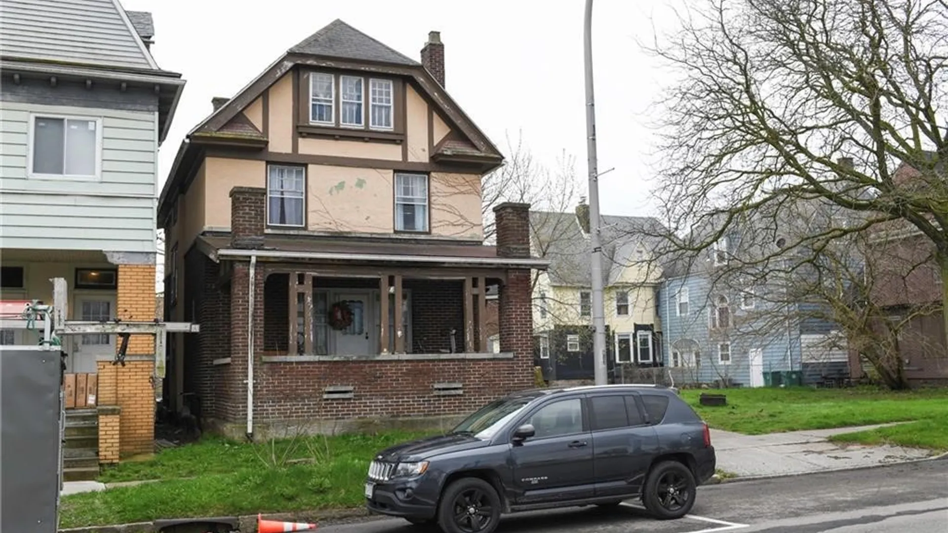 Property at 609 Rainbow Boulevard, Niagara Falls, NY 14303 4