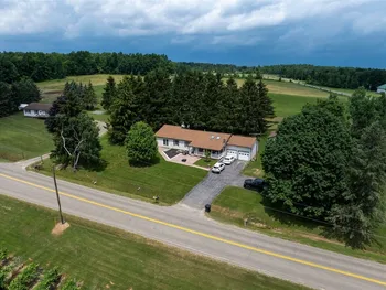 Property at 9447 County Route 75, Pulteney, NY 14418