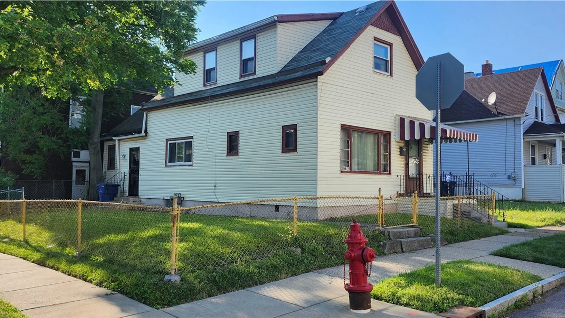 Property at 4 Regina Place, Buffalo, NY 14208 3