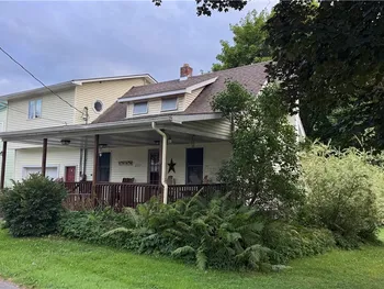 Property at 237 Hamilton Avenue, Sherrill, NY 13461