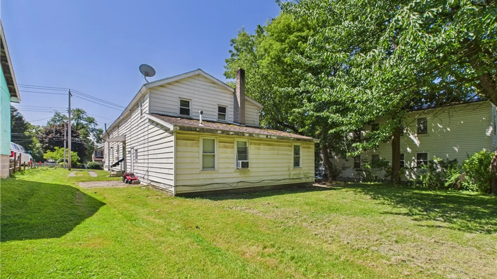 Property at 17 Perrine Street, Auburn, NY 13021 4