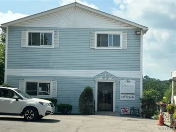 755 Center Street, Lewiston, NY 14092