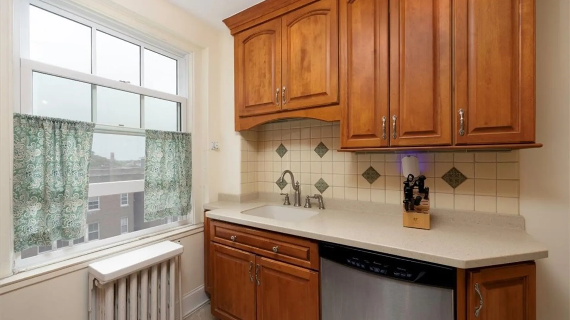 Property at 83 BRYANT, Buffalo, NY 14209 13