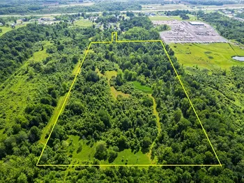 5592 Nancy Avenue, Cicero, NY 13029