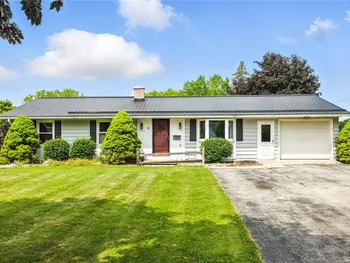 Property at 8 Washington Avenue, Leroy, NY 14482
