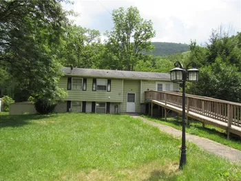Property at 18 Mark Circle, Naples, NY 14512