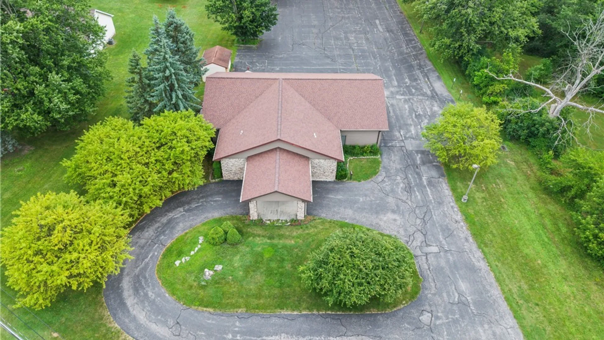 Property at 2099 River Road, Wheatfield, NY 14304 16