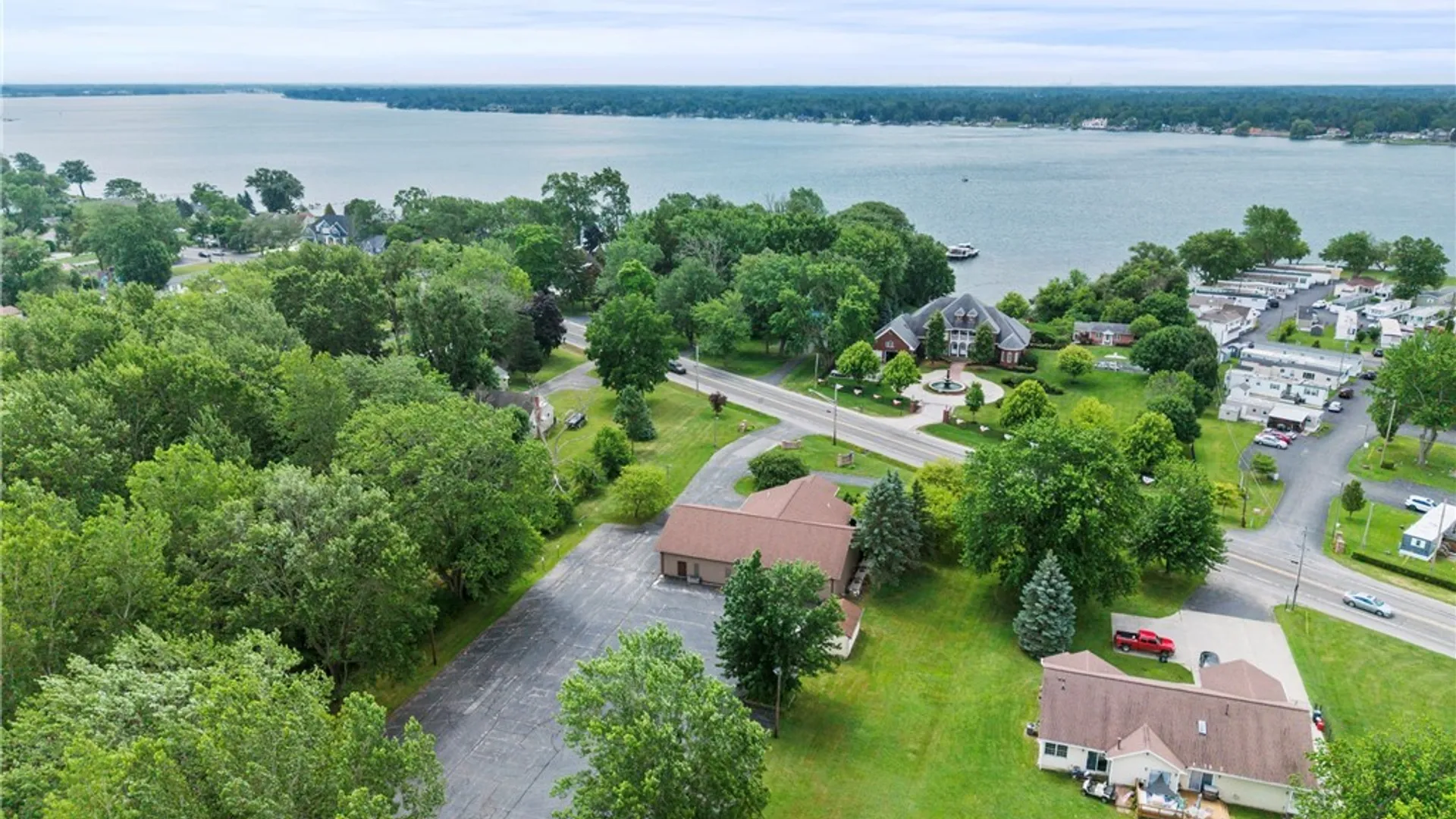 Property at 2099 River Road, Wheatfield, NY 14304 20