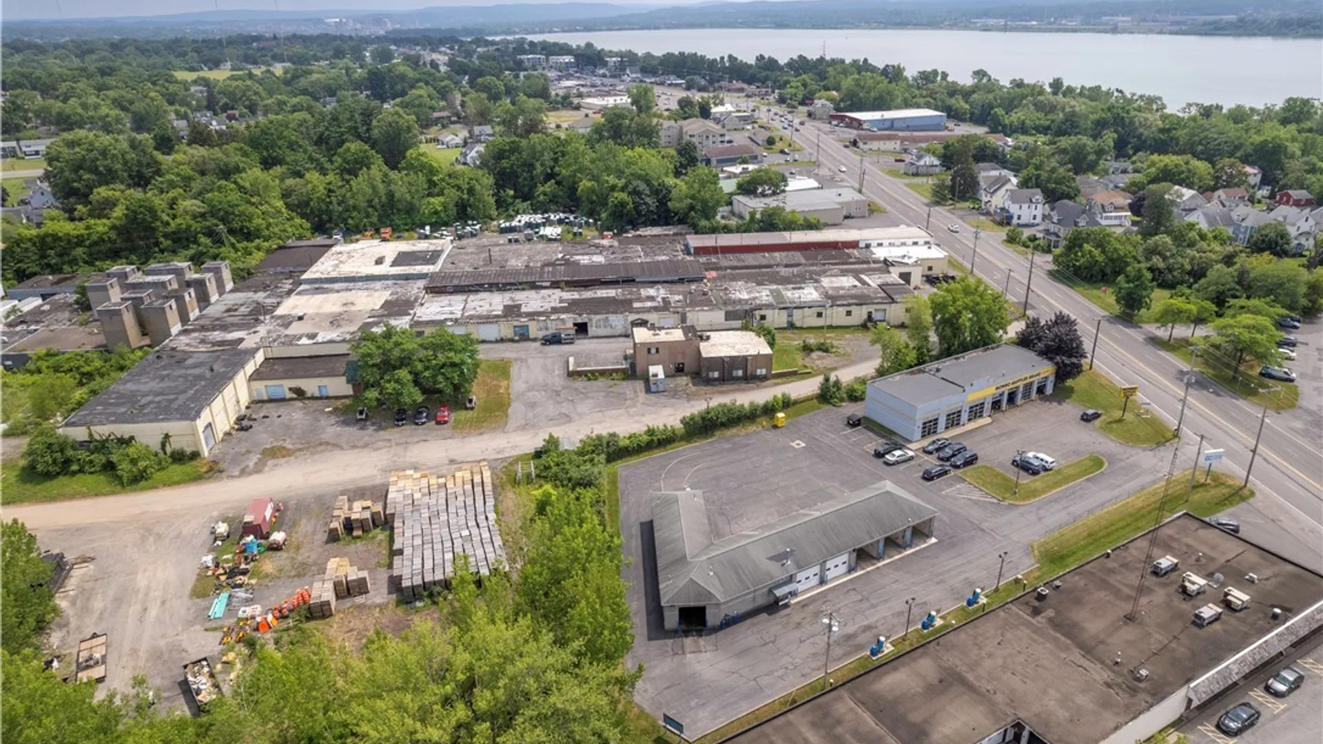 Property at 912 Old Liverpool Road, Salina, NY 13088 35
