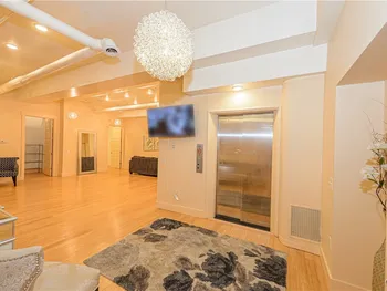 Property at 435 S Warren Street, Syracuse, NY 13202