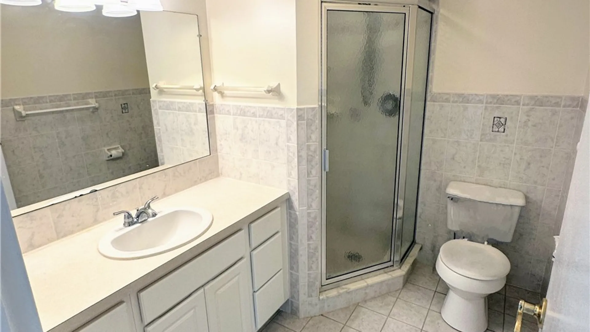Property at 2501 #105 East Avenue Avenue, Brighton, NY 14610 13