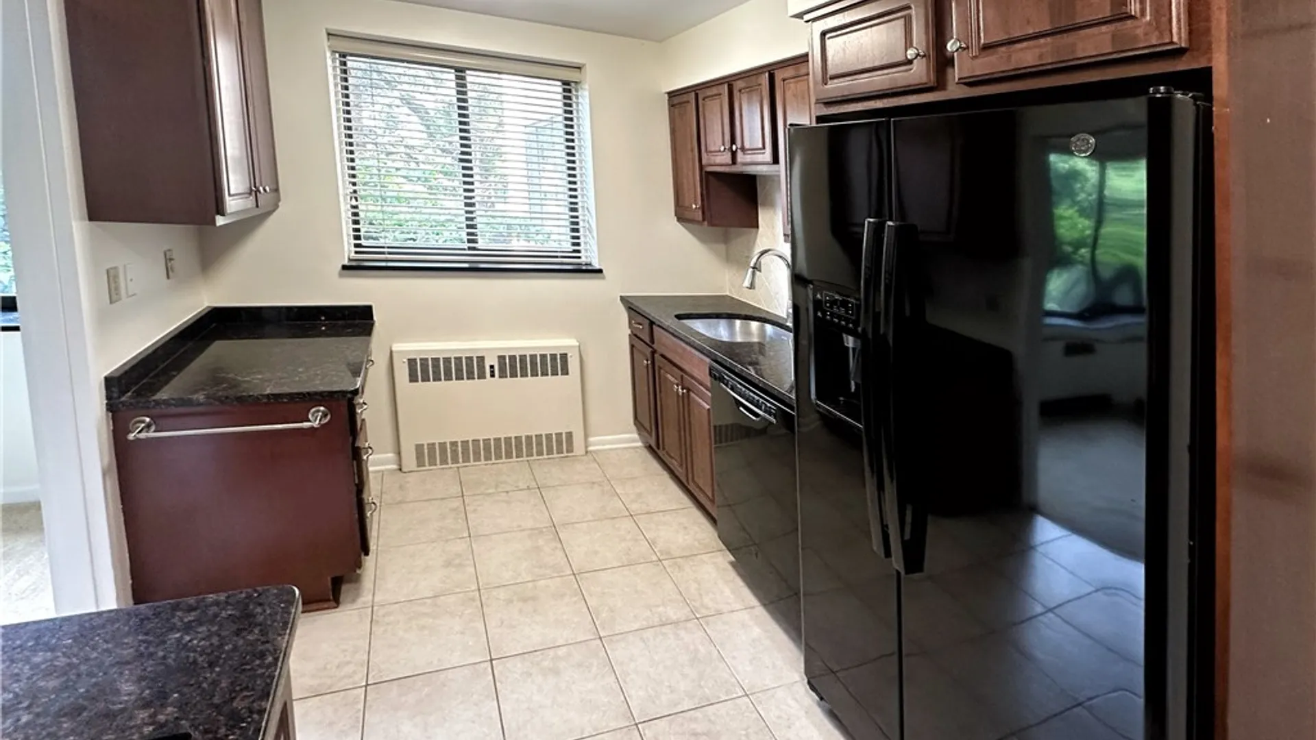 Property at 2501 #105 East Avenue Avenue, Brighton, NY 14610 4