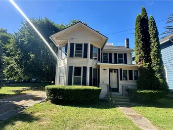 Property at 14 Maple Avenue, Leroy, NY 14482