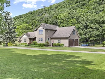 Property at 9000 Garlinghouse Atlanta Road, Naples, NY 14512