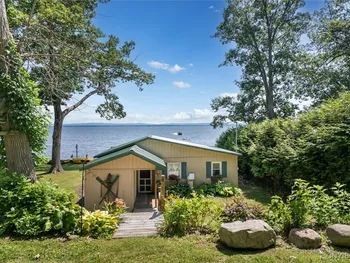 Property at 308 Drive 10, Vienna, NY 13042