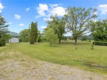 Property at 8804 State Route 21, Naples, NY 14512