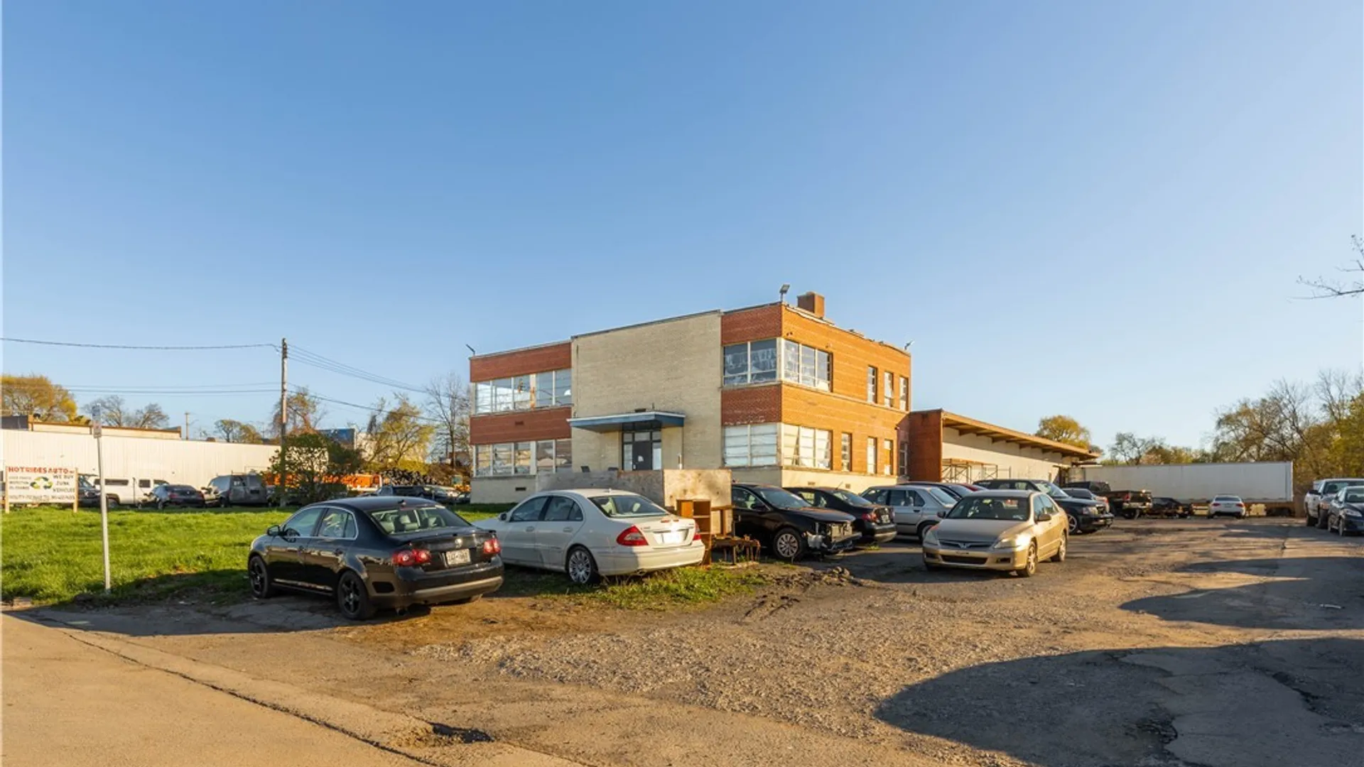 Property at 17 Dippold Avenue, Salina, NY 13208 4