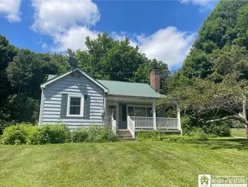 Property at 31 Frisbee Road, Stockton, NY 14718