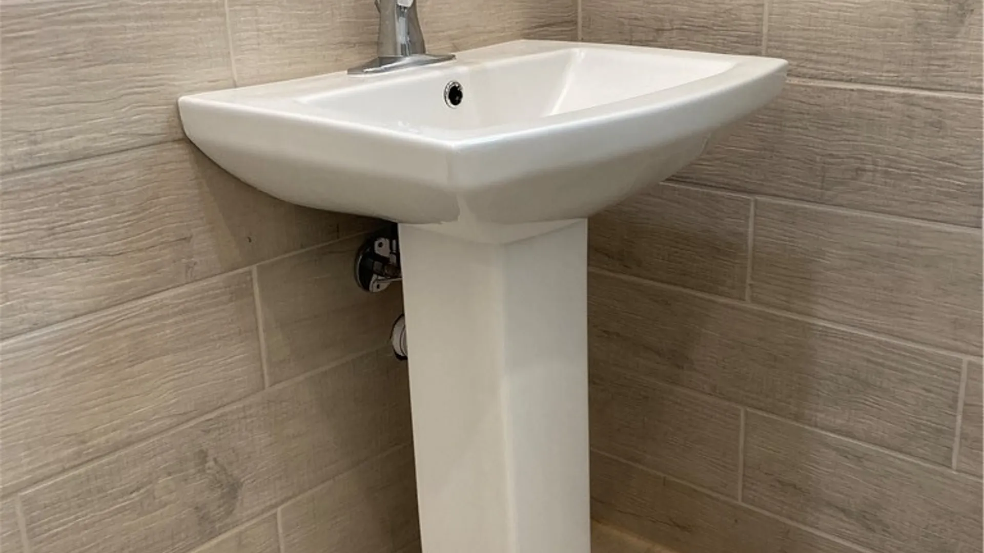 Property at 58 Trinity Place, Buffalo, NY 14201 9